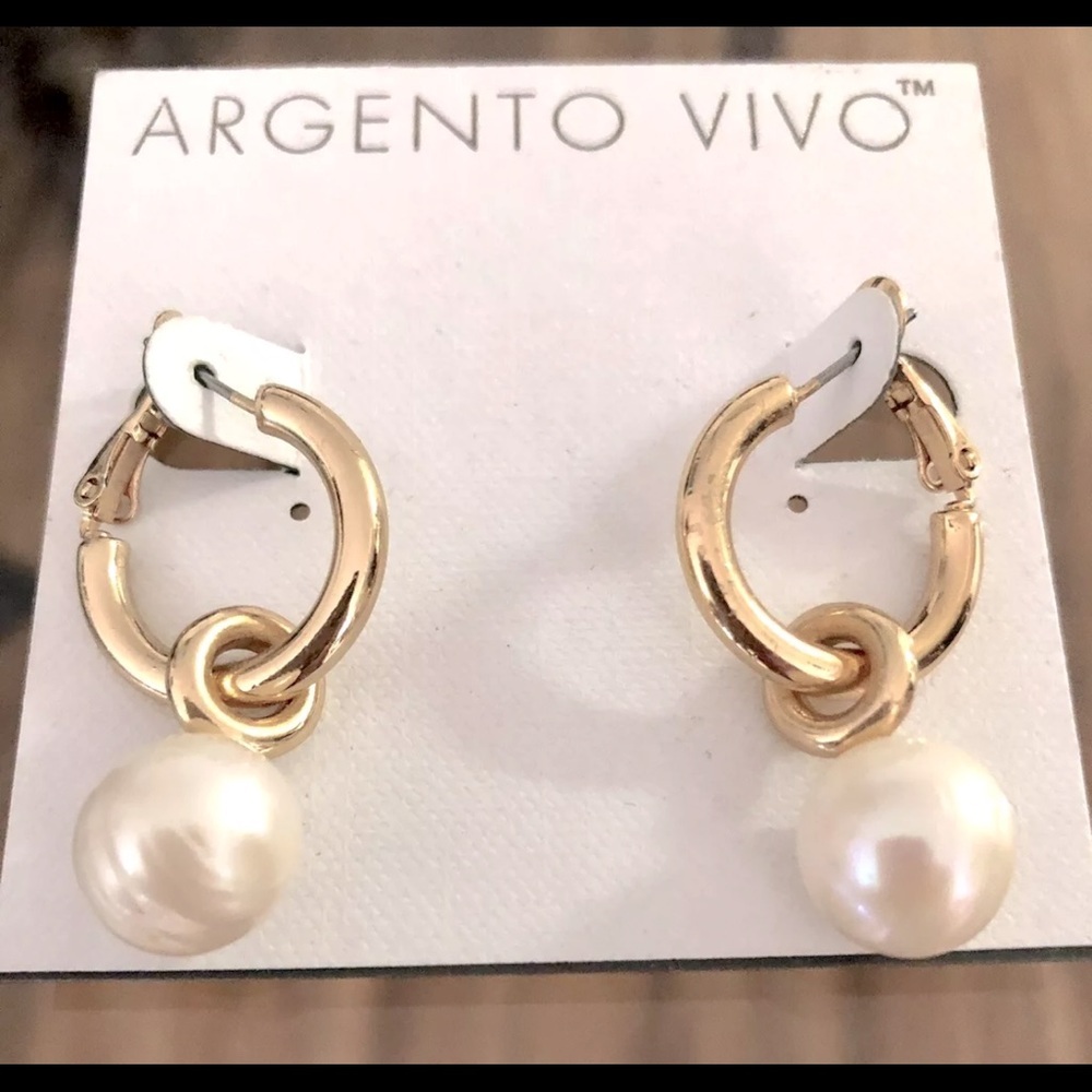 Argento Vivo Pearl Charmed Gold Huggie Hoops removable pearl